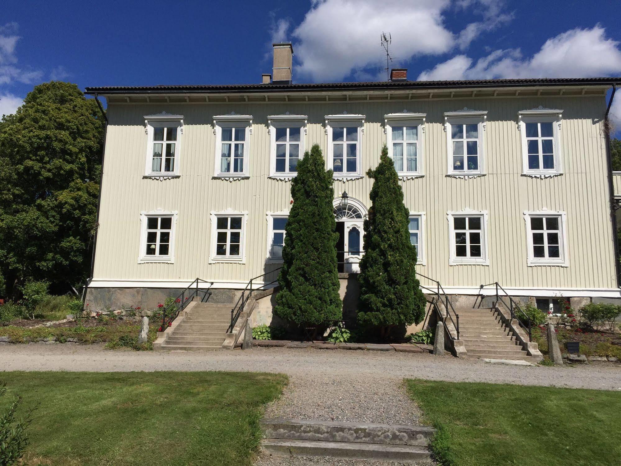 Knusesund Herrgard 3* Säffle